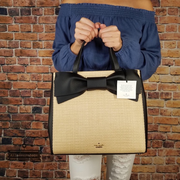 kate spade Handbags - Kate spade Olive Drive Straw leather brigette bag